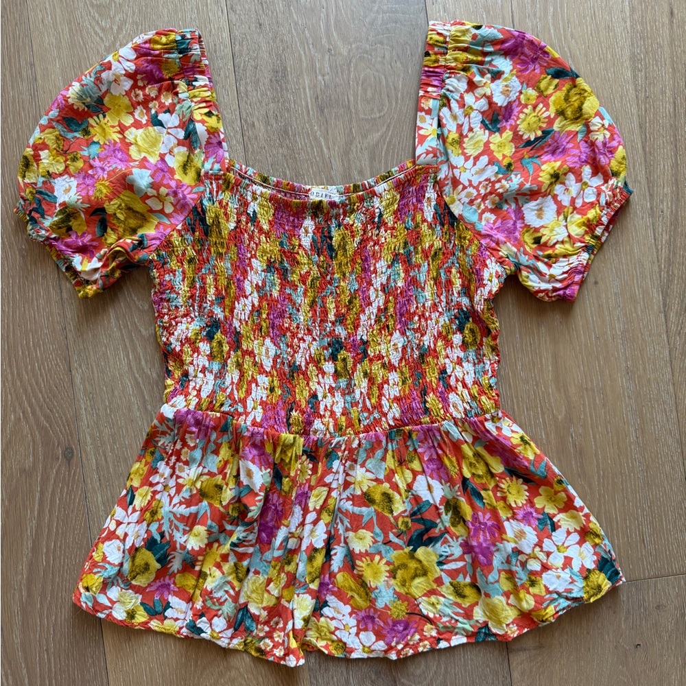 Cute floral top